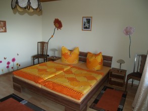 Schlafzimmer mit Kleiderschrank 25 qm